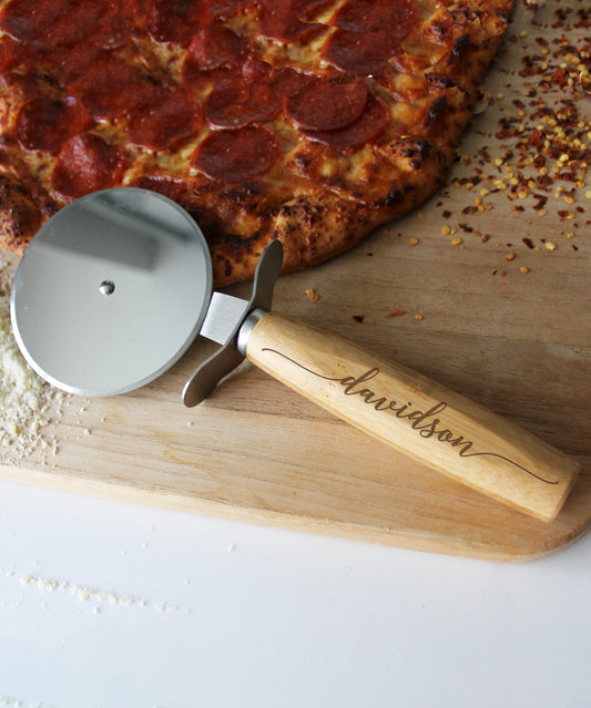 Personalized Wood Pizza Slicer | Davidson