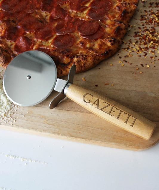 Personalized Wood Pizza Slicer | Gazetti